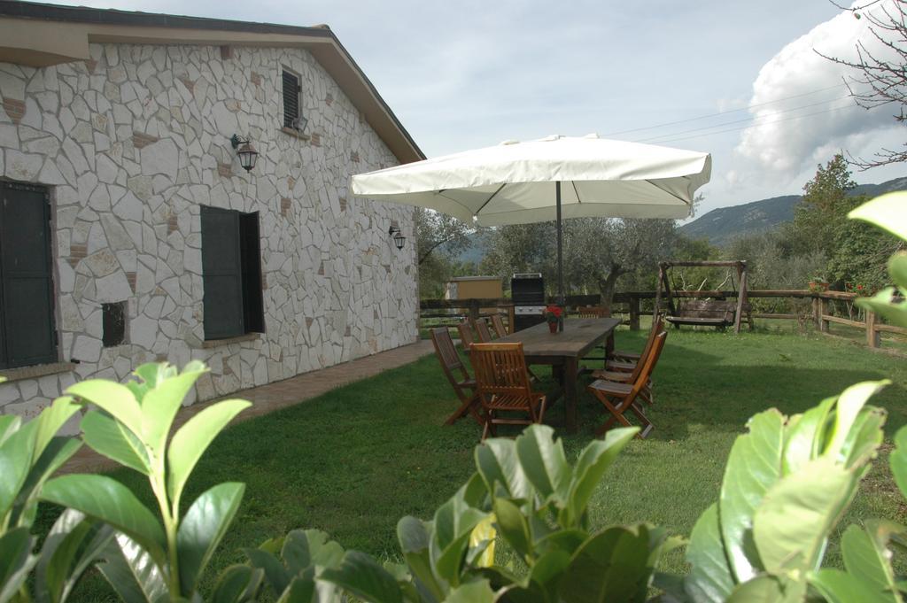 Chalet Dei Parchi Saracinesco Exterior photo